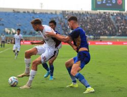 Jelang Hadapi Persis Solo, Bernardo Tavares Ungkap Timnya Masih Perlu Banyak Peningkatan