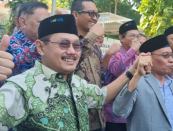Unair Batalkan Pemberhentian Prof Budi Santoso sebagai Dekan FK,  Ia Kembali Bertugas