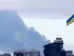Serangan Rusia Menghantam Pasukan dan Gudang Amunisi Ukraina di Kharkov