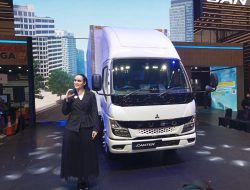 Mitsubishi Fuso Tampil di GIIAS 2024, Luncurkan Truk Listrik eCanter dengan baterai Ukuran M dan GVW 6 Ton