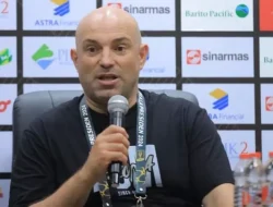 Kalah dari Arema FC, Bernardo Tavares Soroti Keras Kepemimpinan Wasit
