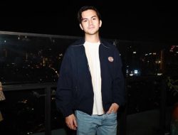 Rizky Nazar Kepergok Mesra Bareng Dosma