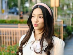 Eca Aura Unggah Foto Jadi Cosplayers, Netizen Minta Marselino Ferdinan Maju