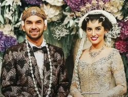 Potret Sandy Walsh Nikahi Atlet Basket Asal Kanada Menggunakan Adat Jawa