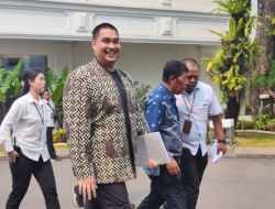 Menpora Dito Ariotedjo Beri Julukan ‘Pak Ketua Tambang’ kepada Muhadjir Effendy di Istana