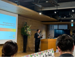 Rektor Unhas Jadi Pembicara di Forum Diskusi Perdamaian Universitas Hiroshima