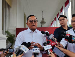 Presiden Jokowi Saksikan Gladi Bersih Upacara HUT Ke-79 RI di IKN