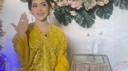 Prosesi lamaran Deby Adiba Sahirah (22) anak dari Anggota DPRD Kabupaten Bone Adriani Alimuddin Page. (Dok. Istimewa)