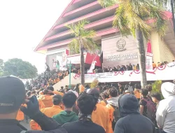Upaya Pembangkangan Konstitusi Picu Demonstrasi Besar-besaran, Begini Imbauan ICMI kepada Penyelenggara Negara
