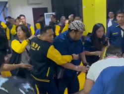 Rapat Pleno AMPI Ricuh, Mosi Tidak Percaya Dilayangkan