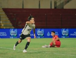 Bersinar di Timnas, Victor Dethan Langsung Starter vs Persita Tangerang
