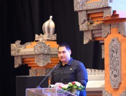 Diduetkan dengan Taufik Hidayat, Begini Respon Menpora Dito Ariotdjo