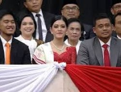Eko Kuntadhi Sentil Sambutan Dingin untuk Anak Mantu Jokowi di MPR: Spanduk Sudah Siap, Tapi Hhhuuu…