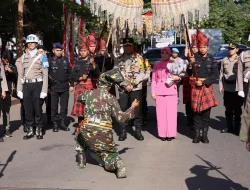 Irjen Pol Yudhiawan Disambut Sumpah Setia Angngaru di Mapolda Sulsel