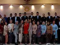 Hasan Nasbi Lantik 50 Pejabat Baru, Gus Umar: Kalau Begini Caranya Urus Negara, Saya Tidak Mau Bayar Pajak Lagi
