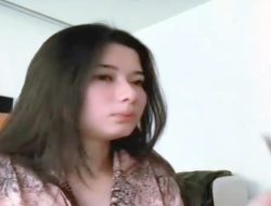 Iris Wullur Minta Maaf Usai Dihujat Buntut Video Tak Kuat Minum Air Zam-zam