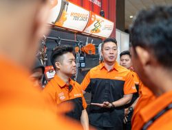Efisiensi dan Keamanan, Peran Lifting Equipment di Berbagai Industri
