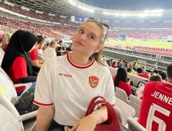 Potret Jessica Rosmaureena Pacar Hokky Caraka, Punya Suara Indah