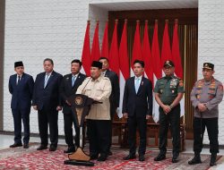 Seskab Teddy Bantah Pernyataan PM Malaysia Anwar Ibrahim Soal Presiden Prabowo