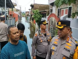 Warga Terdampak Banjir Emoh Tinggalkan Rumah karena Takut Pencuri, Kombes Ngajib: Saya Jamin Semua Aman