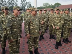 Akbar Faizal Ingatkan Lembah Tidar II, Loyalis Jokowi Bereaksi