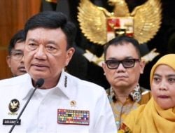 Respons Ajakan Menkopolkam Soal Jokowi, Warganet: Masyarakat Minta Mantan Presiden Jaga Nama Baik Bangsa