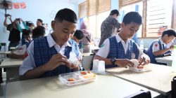 Pelaksanaan makan bergizi gratis di Makassar