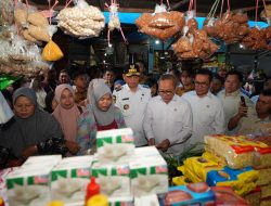 Menko Zulkifli dan Mendag Budi Tinjau Bahan Pokok di Makassar, Dapati Harga Lebih Murah dari Provinsi Lain