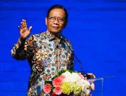 Mahfud MD Sindir Mandeknya Dugaan Korupsi Pertamina: Dulu Janji Sikat Sampai Atas, Sekarang Diam