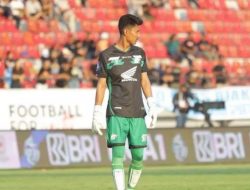 Save Gemilang saat Hadapi Semen Padang, Hilmansyah Sabet Penghargaan Save of The Month