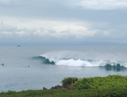 Waspada! Gelombang Tinggi Ancam Perairan Bali