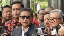 Sekretaris Jenderal PDI Perjuangan Hasto Kristiyanto (HK) memenuhi panggilan penyidik Komisi Pemberantasan Korupsi (KPK) untuk diperiksa sebagai tersangka kasus dugaan suap dan perintangan penyidikan, Senin (13/1/2024). ANTARA/Fianda Sjofjan Rassat