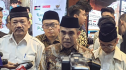 Sekjen Gerindra Ahmad Muzani di kompleks parlemen, Senayan, Jakarta, Rabu (15/1/2025). ANTARA/Melalusa Susthira K.