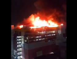 Api Melalap Glodok Plaza, Material Elektronik Hambat Pemadaman