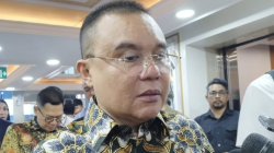 Wakil Ketua DPR RI Sufmi Dasco Ahmad di Kompleks Parlemen, Jakarta, Senin (20/1/2025). ANTARA/Bagus Ahmad Rizaldi
