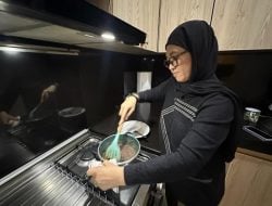 Mengenal Sosok Husniah Talenrang, Bupati Gowa Terpilih Peduli Keluarga