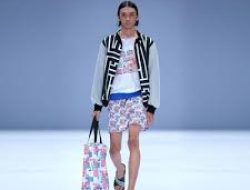 Dulu Diremehkan di Indonesia, Kini Raihan Fahrizal Jadi Ikon Runway Dunia