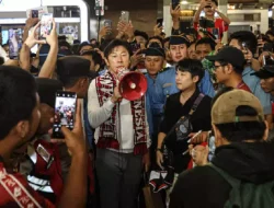 Shin Tae Yong Kembali ke Korea Selatan, Netizen Titip Pesan di Istrinya