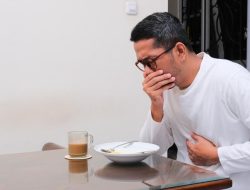 Sering Mual Setelah Makan? Ketahui Penyebab dan Cara Mengatasinya