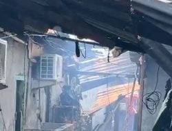 Kebakaran di Barak Kesdam 2, Pemadam Butuh 3 Jam Jinakkan Api