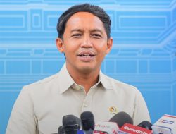 Isu Jokowi jadi Ketum PSI, Raja Juli Beri Respons Begini