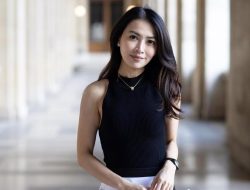 Diisukan Selingkuh dengan Suami Iris Wullur, Momen Lina Priscilla Rayakan Ulang Tahun Banjir Kritikan