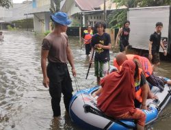 Air Nyaris Setinggi Atap Rumah, Ribuan Warga Kecamatan Manggala Mengungsi