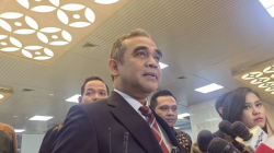 Sekretaris Jenderal (Sekjen) Partai Gerindra Ahmad Muzani di Kompleks Parlemen, Senayan, Jakarta, Selasa (18/2/2025). (ANTARA/Melalusa Susthira K.)