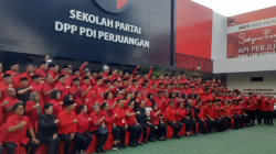 Ketua Umum PDIP Megawati Soekarnoputri saat memberikan pengarahan untuk kepala daerah terpilih hasil Pilkada 2024 di Sekolah Partai, Lenteng Agung, Jakarta Selatan, Rabu (19/2/2025). ANTARA/Narda Margaretha Sinambela