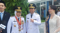 Gubernur Jawa Timur Khofifah Indar Parawansa saat menyampaikan keterangan di kompleks Istana Kepresidenan RI, Jakarta, Kamis (20/2/2025). ANTARA/Andi Firdaus