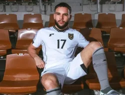 Rilis Jersey Tandang yang Keren, Erspo Panen Pujian dari Netizen