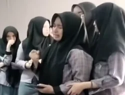 Isak Tangis Siswa SMAN 17 Makassar Terancam Tak Bisa Ikut SNBP
