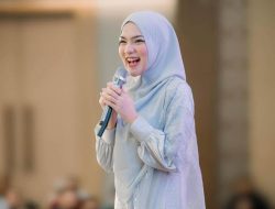 Davina Karamoy Ungkap Suka Duka Setelah Jadi Mualaf