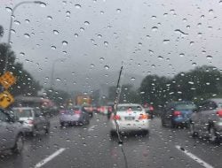 Tips Persiapan Mobil untuk Mudik di Musim Hujan, Jangan Sampai Bermasalah!